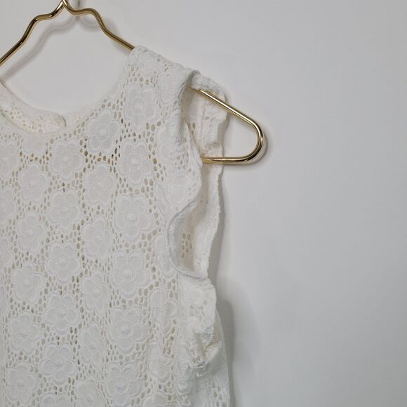 BANANA REPUBLIC White Floral Eyelet Lace Sleeveless Top Sz M Ruffle Button Back - Picture 5 of 10